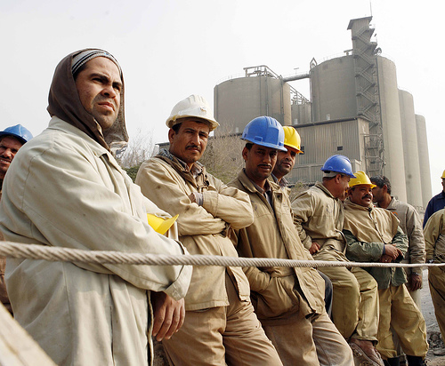 Egyptian cement workers refuse buy-out and propose self-management